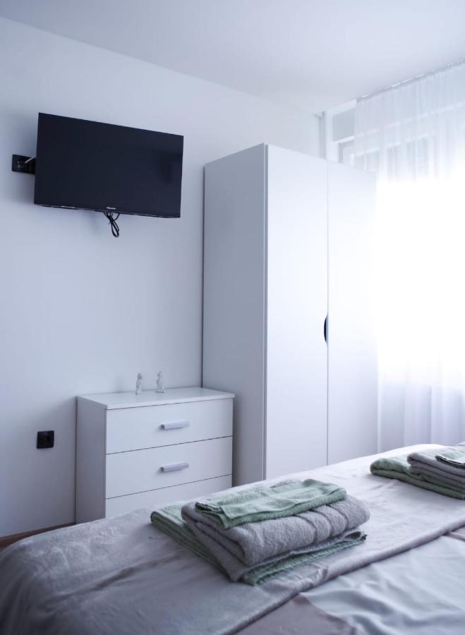 North&South Apartments Zagreb Extérieur photo